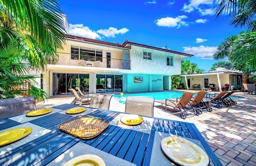 Lauderdale Beach House | 50 Steps 2 Beach! Heated Pool+Hot Tub! Beach House!