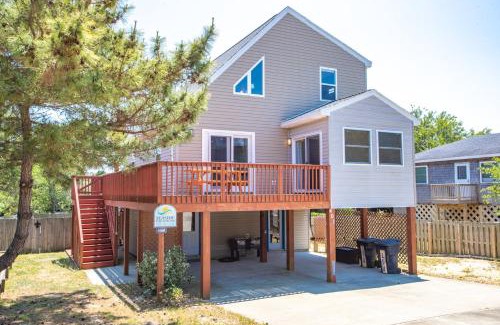 Colington House | 5008 - The Salty Squirrel