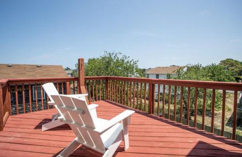 Colington House | 5008 - The Salty Squirrel