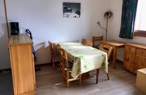 Vallandry Apartment | 50m from ski slopes, 2nd floor, view resort, balcony, tv, ski locker, 35m², Peisey-Vallandry