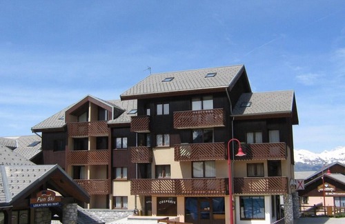 Vallandry Apartment | 50m from ski slopes, 2nd floor, view resort, balcony, tv, ski locker, 35m², Peisey-Vallandry