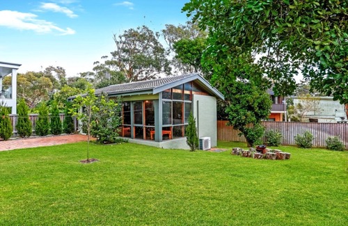 Hawks Nest House | 51 The Boulevarde Hawks Nest