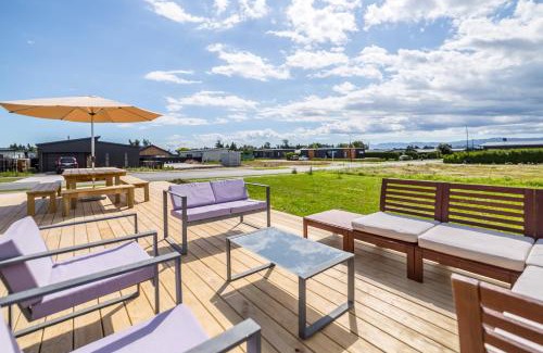 Martinborough House | 53 Burgundy