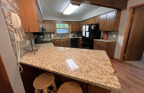 Hidden Valley Apartment | 539 Imperial Rd, Somerset, PA 15501, USA