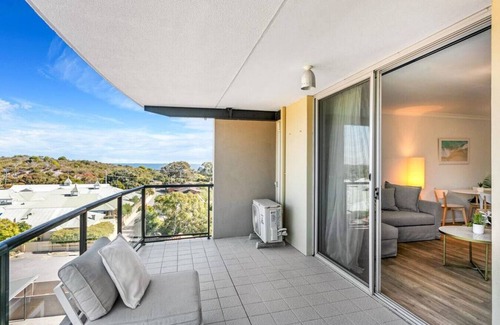Mosman Park Apartment | 55/10 Well · 2 Bed Apartment Close to Transport + Beach