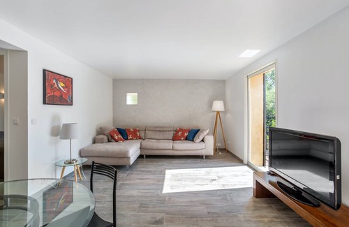 Hyeres Apartment | 55 m² Apartment ∙ 1 bedroom ∙ 4 guests