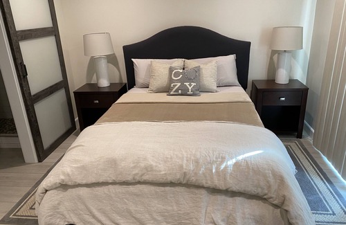 Encinitas Condo | 55+ This little gem of a place is a perfect escape for 31 days or more.