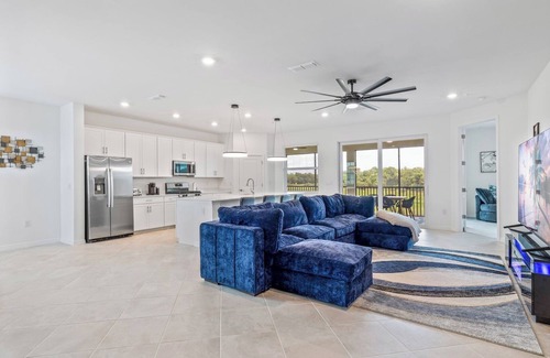 Punta Gorda House | 5621 Babcock National Coach