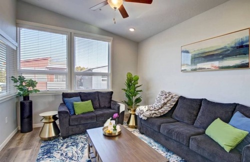 Boise Villa | 5751. Two bedroom and 2 Bathroom, centrally located.