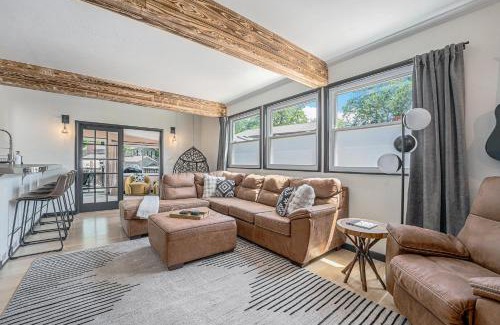 Northwest Arvada House | 5br Getaway W Hot Tub & Patio Dining