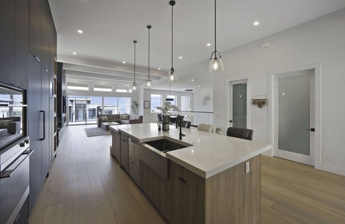 Central Okanagan House | 5BR Home/Seasonal Pool/Lake Views