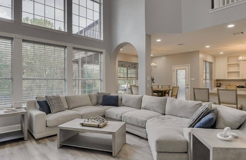 Rowlett House | 5BR Oasis w/Pool Steps from Lake Ray Hubbard
