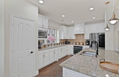Denton County House | 5BR Resort-Pool & Private Playground; Great home base for 2026 FIFA World Cup