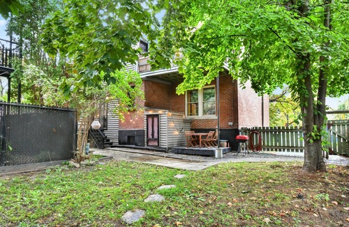 Montreal-Est Cottage | 5BRD Cozy cottage in Montreal w/car park