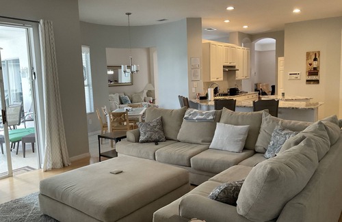 Ridgewood Lakes House | 5Star 3BD 3Bath Home -Pool -On Golf Course/Near Disney