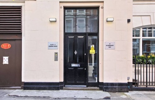 Holborn and Covent Garden Apartment | 5VH Virginia House Cool Interiors in Bloomsbury 2 Double Beds sleeps 4