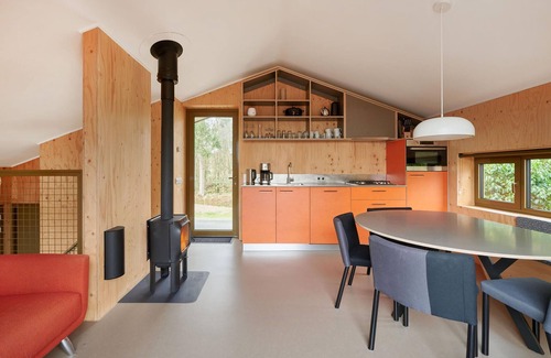 Spier House | 6 bedroom awesome home in Spier