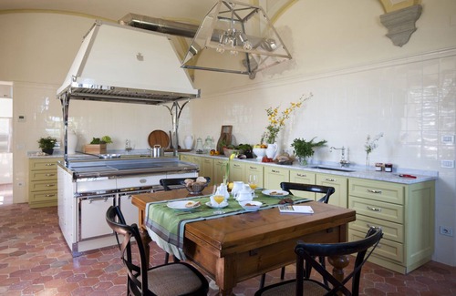 Vicopelago Villa | 6 bedroom luxury villa, private pool, spa, wine cellar, maid service, Lucca 5KM