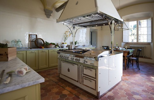 Vicopelago Villa | 6 bedroom luxury villa, private pool, spa, wine cellar, maid service, Lucca 5KM