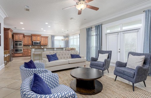 Toilla Segunda House | 6 Bedrooms 2 5 blocks from the beach with Gulf Views Sleeps 24 with Large Pool