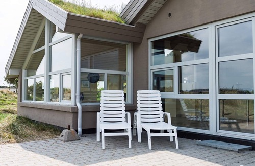 Henne Strand House | 6 person holiday home in Henne