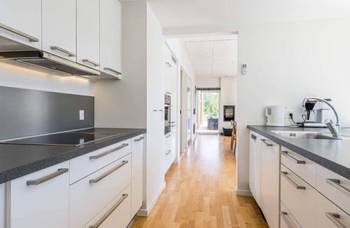 Henne Strand House | 6 person holiday home in Henne