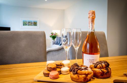 York Apartment | 6 St Johns Mews