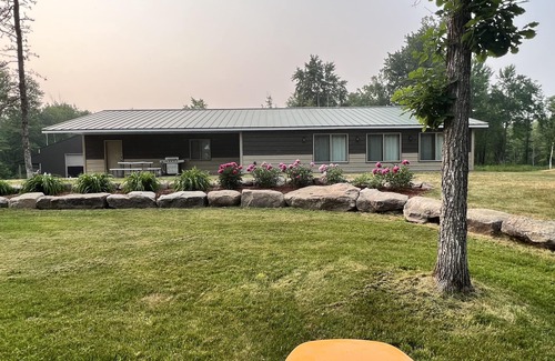 Mora House | 60 acres of wooded bliss!
