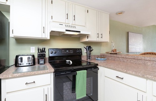 Ocean View Halifax Estates Condo | 608 Ocean Terrace - Daytona Beach Oceanfront Vacations, Inc