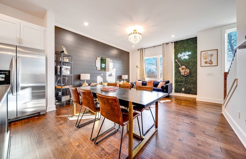 East Hill House | 615 Vibe East Nashville Getaway! 3 Miles to Downtown in East Nashville, Stay for 4th of July