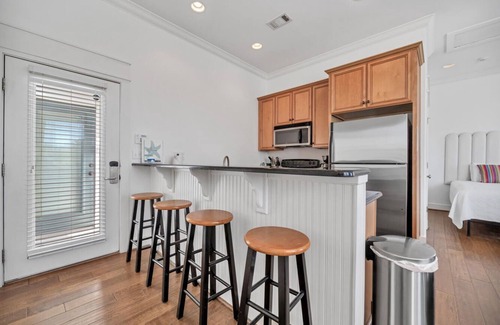 Treetop Condo | 62 | Quaint Carriage House in Seacrest Beach on 30A!