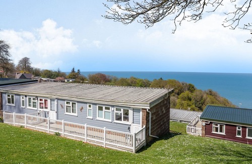 Bucks Cross Cabin | 62 SEA VALLEY CHALET, pet friendly in Woolfardisworthy