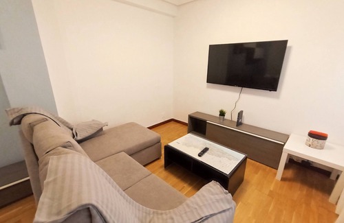 Las Campas y San Claudio Apartment | 621A Apartamento Tito Oviedo
