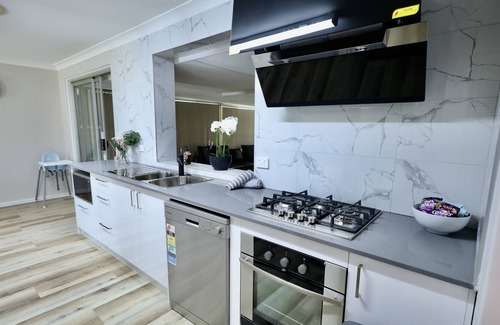 Noranda House | 63 Family Home in Noranda sleeps 8