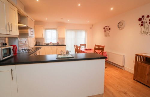 Kilkee Cottage | 63 MOININ, family friendly, with a garden in Kilkee, County Clare