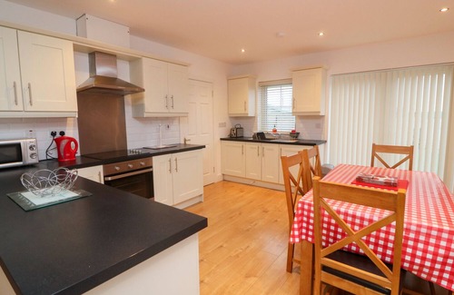 Kilkee Cottage | 63 MOININ, family friendly, with a garden in Kilkee, County Clare