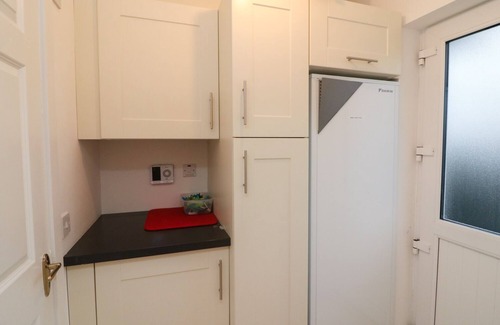 Kilkee Cottage | 63 MOININ, family friendly, with a garden in Kilkee, County Clare