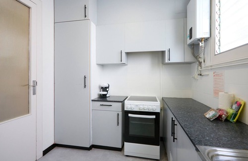 El Poble-sec Apartment | 63PAR1016 Large and bright apartment in Paralel