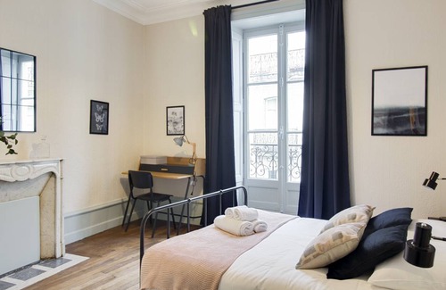 Graslin - Commerce Apartment | 65 m² Apartment ∙ 2 bedrooms ∙ 6 guests