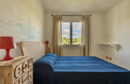 Baja Sardinia Apartment | 65 m² Apartment ∙ 2 bedrooms ∙ 6 guests