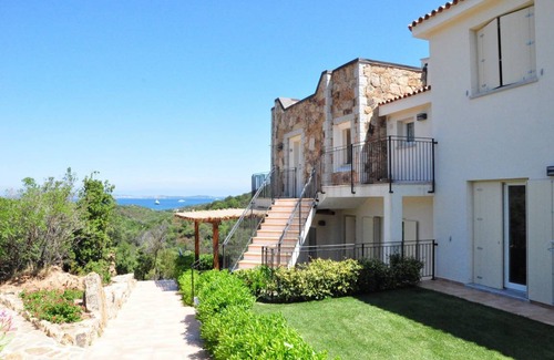 Baja Sardinia Apartment | 65 m² Apartment ∙ 2 bedrooms ∙ 6 guests