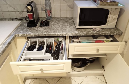 Bondy Apartment | 65m2 Avec Garage, Balcon. Idéal Paris, Disney, CDG