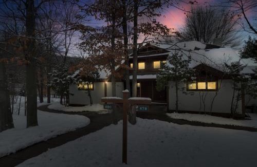 Boyne Falls House | 679 Disciples Village Unit