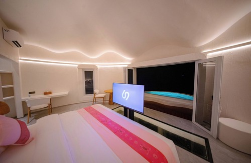 Labuan Bajo Resort | 69 Resort & Beach Club