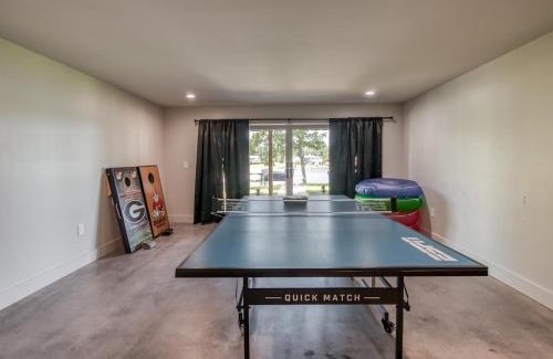 Lake Oconee House | 6br 5ba Luxe Waterfront Stay Uga Fall Getaway