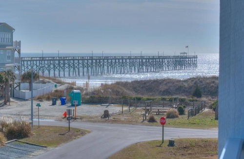 Yaupon Beach House | 6BR/6.5BA House - BRAND NEW, OCEAN VIEWS, POOL, Putting Green, Sleeps 16