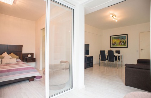 Congreso Apartment | 6O - Gorgeous 6th Floor Downtown Apt.