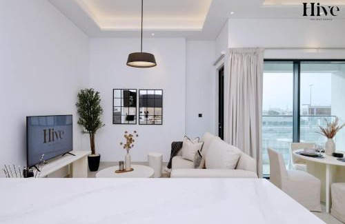 Jebel Ali Apartment | 7 By Aurora 202
