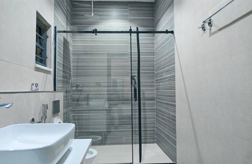 Abuja Apartment | 7 Hotel Suites in Wonderful Abuja with AC, WiFi. Enjoy your stay