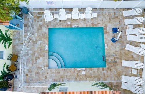 Madeira Beach House | 7 - Island Paradise Cottages - Sandy Shores